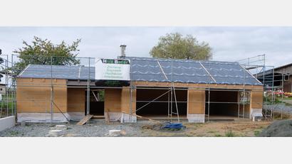 Bild: le
Das neue Dorfgemeinschaftshaus in Kalmreuth als „Treff des Ortes“ wird der Stolz aller Bewohner.