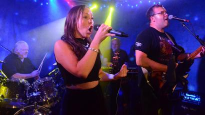 Bild: Kunz
"Grooven Muass" mit Frontfrau Theresa Thompson im Parapluie.