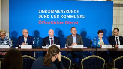 Bild: Annette Riedl/dpa
In den Tarifverhandlungen für den öffentlichen Dienst erwarten die Gewerkschaften lange Nächte.