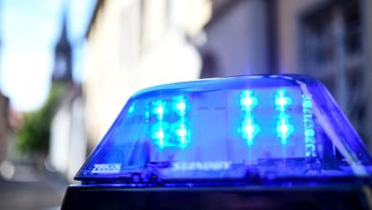 Bild: Patrick Seeger/dpa
Die Polizei ermittelt wegen eines Diebstahls.