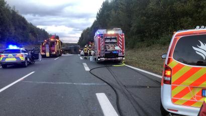 Bild: wro
Der Unfall passierte gegen 16 Uhr an der Anschlusstelle Wiesau in Fahrtrichtung Regensburg.