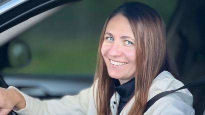 Bild: ld
Liudmyla engagiert sich in vielen Bereichen für die Dorfgemeinschaft und darüber hinaus. Darum ist sie oft im Auto unterwegs.