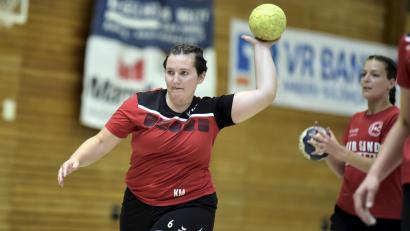 Archivbild: Hubert Ziegler
Katharina Mutzbauer erzielte mit einem Leger das schönste Tor des Tages beim Auswärtsspiel in Estenfeld.