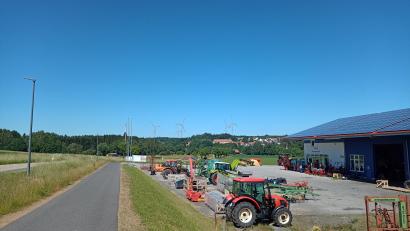 Bildmontage: Primus Energie
Wird der Blick von Moosbach aus in Richtung Burgtreswitz künftig von Windrädern beeinträchtigt?