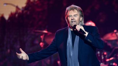 Bild: Britta Pedersen/dpa
Mit 80 soll Schluss sein - Schlagerstar Howard Carpendale will 2026 zum letzten Mal auf Tournee gehen. Archivbild