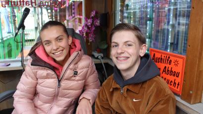 Bild: Jennifer Battaglia
Als Schaustellerkinder immer auf Achse: die 13-jährige Megan und ihr ein Jahr älterer Cousin Mike.