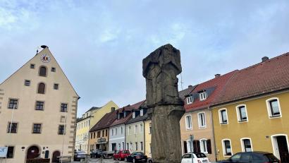 Bild: Gabi Schönberger
Lange nicht erlaubt, jetzt möglich: Künftig dürfen auch auf den Altstadthäusern in Grafenwöhr Photovoltaik-Anlagen angebracht werden - unter bestimmten Voraussetzungen.