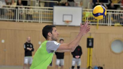 Bild: Hubert Ziegler
Spielertrainer Bosko Novovic (Szene aus einem früheren Spiel) und seine Spieler verloren die Partie in Mömlingen