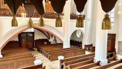 Bild: Gabi Schönberger
In 69 Kirchengemeinden des Dekanates Cham/Sulzbach-Rosenberg/Weiden (hier St. Michael in Weiden) wurde wie in ganz Bayern am vergangenen Wochenende der Kirchenvorstand gewählt.