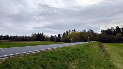 Bild: jma
In der Nähe der Hohen Tanne könnten im Auerbacher Stadtwald zukünftig Windkraftanlagen in den Himmel ragen.
