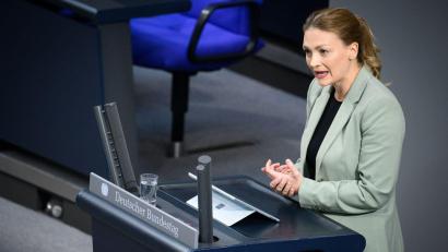 Symbolbild: Bernd von Jutrczenka /dpa
Die Opposition im Landtag kritisiert Bayerns Gesundheitsministerin Judith Gerlach für ihren Sieben-Punkte-Plan zur Unterstützung der Kliniken.