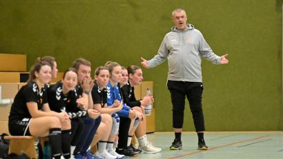 Bild: Hubert Ziegler
Roman Will, Trainer der Damen der HG Amberg, ist mit seinem Team am Samstag bei der SG Rohr in Postbauer-Heng zu Gast.