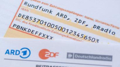 Bild: Sebastian Kahnert/dpa
In Leipzig beraten die Regierungschefs der Länder über die Zukunft des öffentlich-rechtlichen Rundfunks (Archivbild).