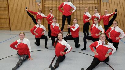 Bild: do
Üben, üben, üben heißt es bei den Garden (im Bild die Prinzengarde). Die Trainerinnen versprechen neue choreografische Einfälle.
