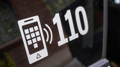 Bild: Peter Kneffel/dpa
In München muss die Polizei am Samstag wegen Tierschutzaktivisten anrücken. (Symbolbild)