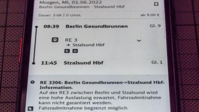 Bild: Georg Hilgemann/dpa-Zentralbild/dpa
Derzeit gestört: Die Bahn-Buchungsapp DB Navigator. (Archivbild)