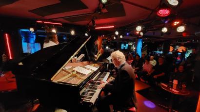 Bild: Kunz
Das Michael-Flügel-Quartett spielt vor vollem Haus.