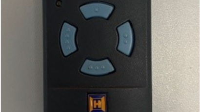 Bild: Polizei Schwandorf/exb
Wem gehört dieser Hörmann-Garagentoröffner?