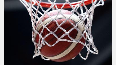 Bild: Hendrik Schmidt/dpa
Die Weidener Basketballer haben in Kulmbach gewonnen.