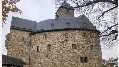 Bild: wro
Die Burg Falkenberg war bis in die 1930er Jahre eine Ruine. Friedrich-Werner Graf von der Schulenburg ließ sie wieder aufbauen.