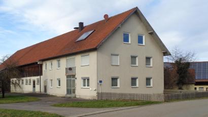 Bild: amö
Hier am "Fritzabauernhaus" soll das neue das Dorfgemeinschaftshaus entstehen.