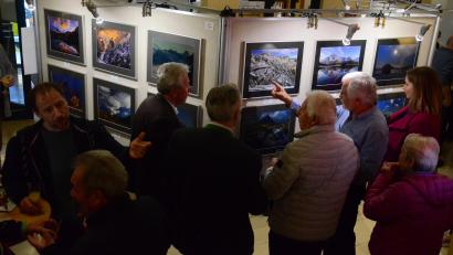 Bild: Kunz
Gut besucht war die Ausstellungseröffnung "Bergwelten".