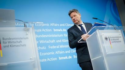Archivbild: Kay Nietfeld
Robert Habeck will heute seine Bewerbung als Kanzlerkandidat der Grünen erklären.