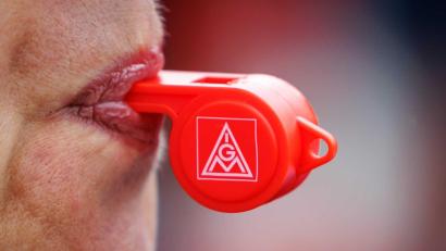 Bild: Daniel Karmann/dpa
In Bayern soll es am Freitag Warnstreiks in der Metall- und Elektroindustrie geben. (Symbolfoto)