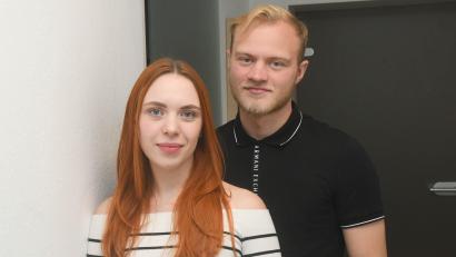 Bild: Gabi Schönberger
Alessa Förster und Domenic Großer freuen sich als Prinzessin Alessa I. von der Grafschaft Sternstein und Domenic I. zum Schloss Lobkowitz auf ihre Regentschaft im Fasching 2025.