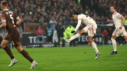 Bild: Christian Charisius/dpa
Traumtor: Musiala zaubert weiter.