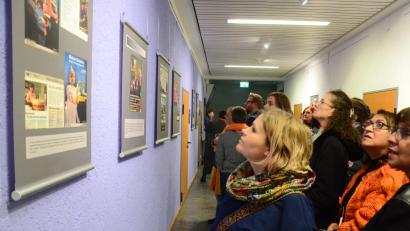 Bild: Kunz
Die Ausstellung "Kauf mich?! Frauen und Männer in der Werbung" fand großes Interesse.