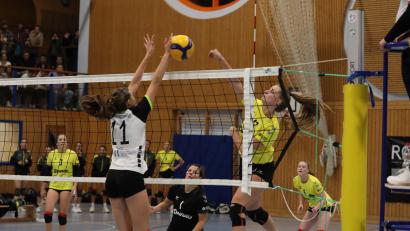 Bild: Andreas Emmel
Für die Volleyballerinnen des SV Hahnbach (gelbe Trikots) geht es am Wochenende zum MTV Rosenheim.
