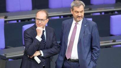 Bild: Kay Nietfeld/dpa
Alexander Dobrindt soll als Spitzenkandidat die CSU in die Bundestagswahl führen. Parteichef Söder will nicht nach Berlin wechseln. (Archivbild)