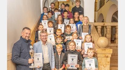 Bild: Michael Golinski
Über ihre Auszeichnungen freuten sich die besten Schülerteams.