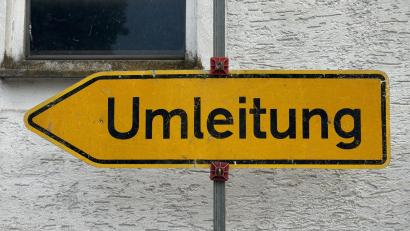 Archivbild: Heike Unger
An einigen Stellen im Stadtgebiet von Amberg müssen Verkehrsteilnehmer in den nächsten Tagen eine Umleitung nehmen: Wegen Bauarbeiten sind einige Straßen gesperrt.