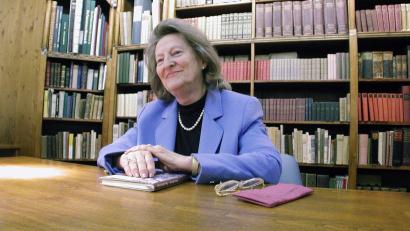 Archivbild: Karin Wilck
Vor 19 Jahren, im April 2001, liest die Weidenerin Henny Brenner aus ihrem gerade erschienen Buch „Das Lied ist aus“. Zuletzt feierte sie im Herbst das 130-jährige Bestehen der Synagoge in Weiden mit.