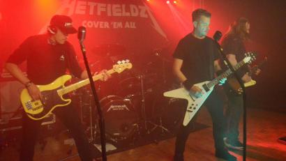 Bild: Kunz
"The Hetfieldz" rocken auf der Salute-Stage.