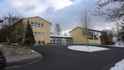 Bild: fz
Fit machen für die Ganztagsschule, darauf legt die Gemeinde Püchersreuth den Focus für ihre Grundschule.