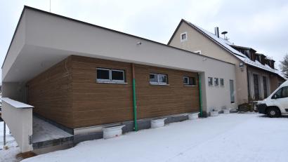 Bild: no
Der Anbau an das Feuerwehrgerätehaus und die gleichzeitige Erweiterung des Bauhofs in Illschwang sind im Haushalt 2024 zu stemmen.