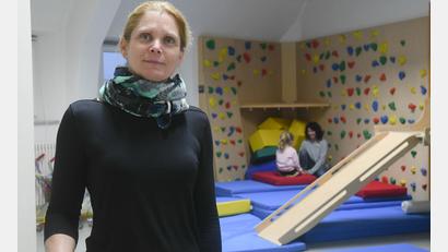 Bild: Gabi Schönberger
Dr. Edit Lakatos leitet das Sozialpädiatrische Zentrum am Klinikum Weiden, das ein großes Spektrum der Kinder- und Jugendmedizin abdeckt.