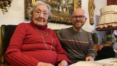 Bild: upl
Sophie Anselm (98) möchte Senioren Mut machen, sich zu melden, wenn ihnen etwas nicht gefällt. Nachbar Jürgen Ebenhöch hilft ihr im Alltag.