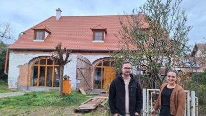 Bild: bl
Daniela und Marco Brumec haben den größten Brocken bei der Sanierung ihres Steinstadels und der Umnutzung zum Wohnhaus schon hinter sich. Einfach war das nicht.