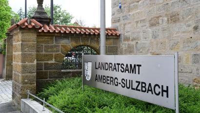 Archivbild: Petra Hartl
Im Landratsamt Amberg-Sulzbach tagte der Jugendhilfeausschuss. Im Gremium war der Etat für die Jugendhilfe für das Jahr 2025 ein Thema.