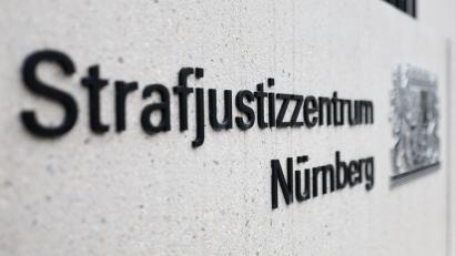 Bild: Daniel Karmann/dpa
Die Staatsanwaltschaft geht davon aus, dass der 19-Jährige aufgrund einer psychischen Erkrankung schuldunfähig ist. (Archivbild)