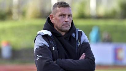 Bild: Hubert Ziegler
Andreas Scheler, Trainer FC Amberg, war nach der Niederlage in Eggenfelden stinksauer.