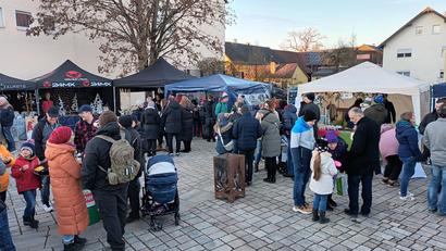 Bild: bjp
Ein Publikumsmagnet war auch heuer der Schwarzenbacher Weihnachtsmarkt.