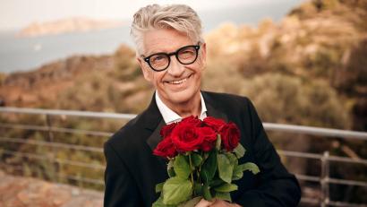 Bild: Stephan Pick/RTL/dpa
Der „Golden Bachelor“ Franz Stärk. (Archivbild)