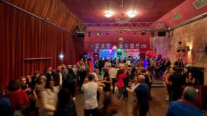 Archivbild: Tom Scheimer
Die Salsa-Party im "La Vida" von Mitte November war gut besucht. Nun folgt für alle Liebhaber lateinamerikanischer Klänge eine Fortsetzung.