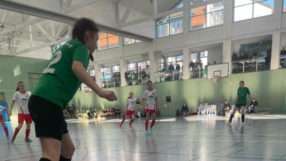 Archivbild: Andreas Schärtl/exb
Der TSV Neudorf (hier in den grünen Trikots/Bild aus der vergangenen Saison) ist als einziger Club bei allen vier Bezirksmeisterschaften der Frauen und Juniorinnen vertreten.