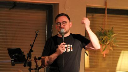 Bild: stg
"Der Rosi" machte Station im Kulturcafé Kemnath.